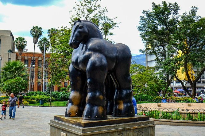3-hours-city-tour-in-medellin-colombia