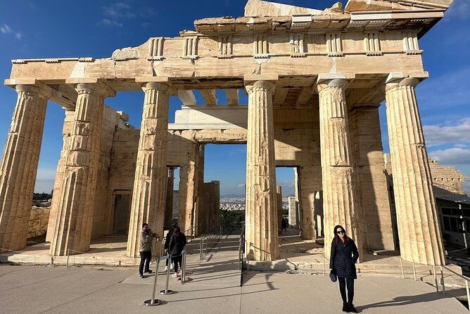 3-hours-driving-athens-city-highlights-luxury-private-tour