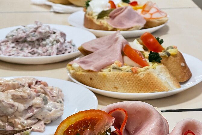 3-hours-food-tour-in-prague-retro-2