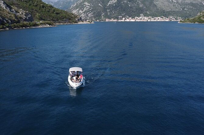 3-hours-group-boat-tour-blue-cave-our-lady-of-the-rocks