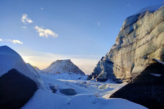 3-hours-katla-ice-cave-tour-meet-in-vik