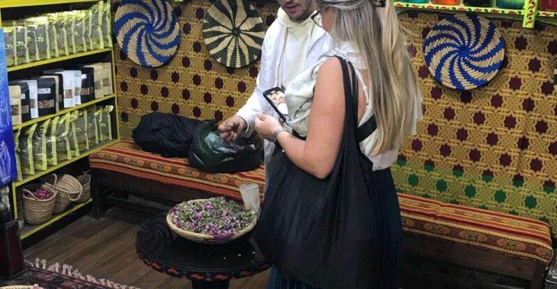 3 hours Marrakech shopping quality pure items tour - The Practical Side: Logistics and Value