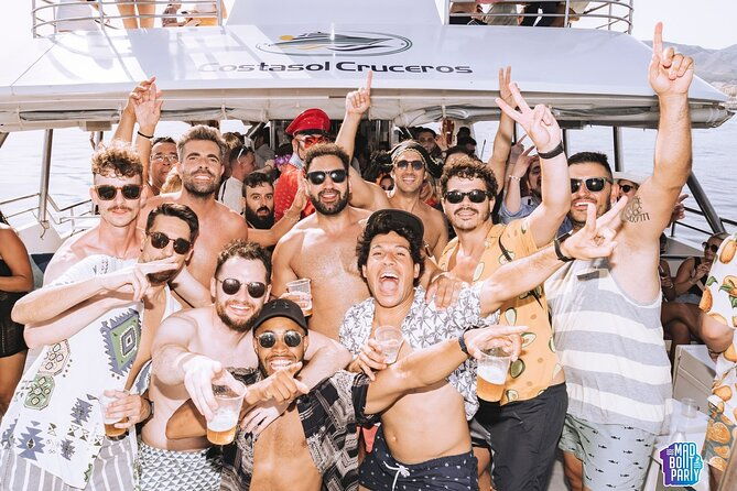 3-hours-on-the-craziest-boat-party-in-malaga
