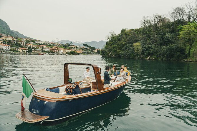 3-hours-private-boat-tour-on-lake-como-bellagio