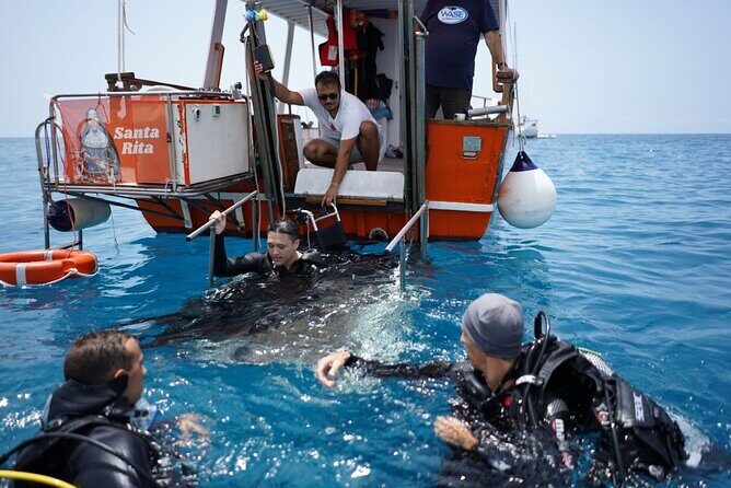 3-Hours Private Tour to Accessible Boat en Canary Island - Key Points