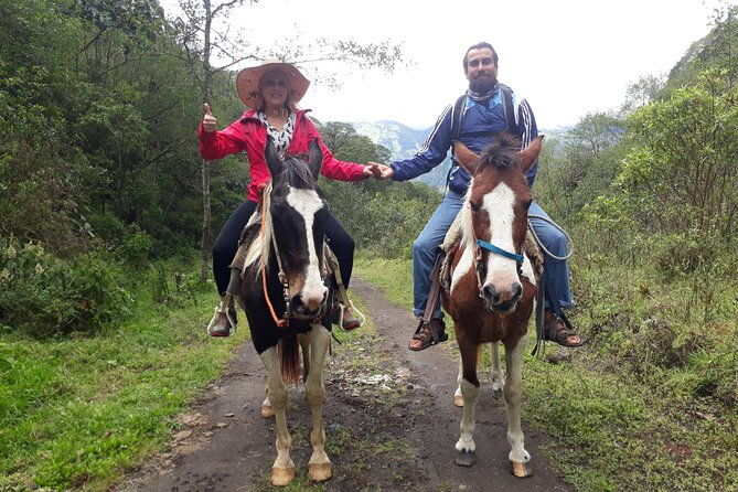 3-hours-small-group-horseback-riding-experience-in-banos