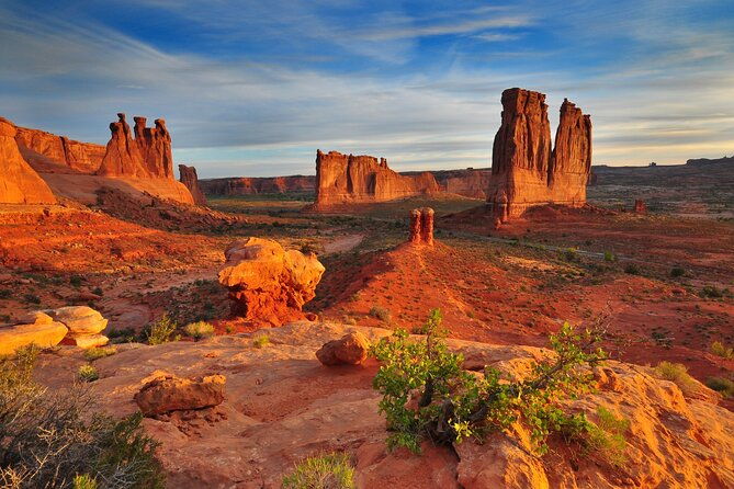 3-hours-sunset-arches-national-park-pavement-sights-tour