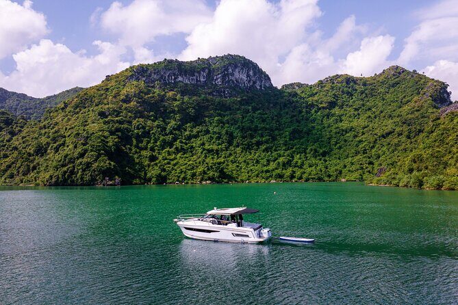 3 hours- sunset tour on romantic Ha Long Bay with a private yacht - Practical Considerations