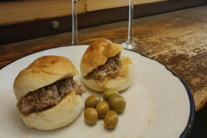 3-hours-tapas-tour-in-granada-spain