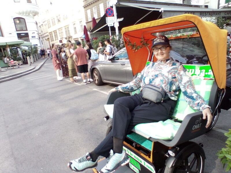 3-hours-tour-vienna-on-raxi-electric-rickshaw