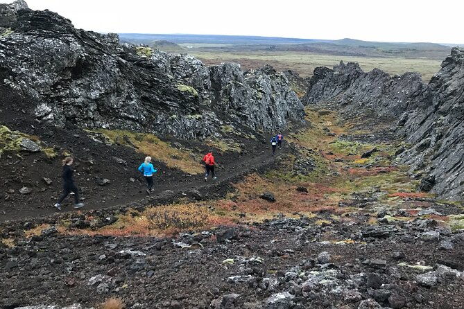 3-hours-volcano-city-trail-running-tour-in-reykjavik