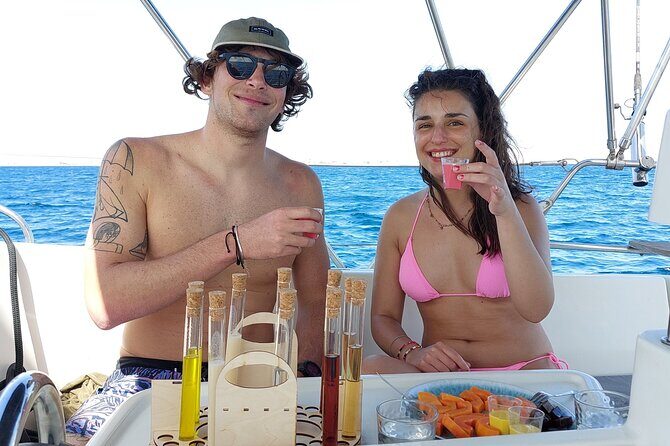 3 Hours Yacht Sailing Activity in Cabo Verde, Santa Maria - FAQ  