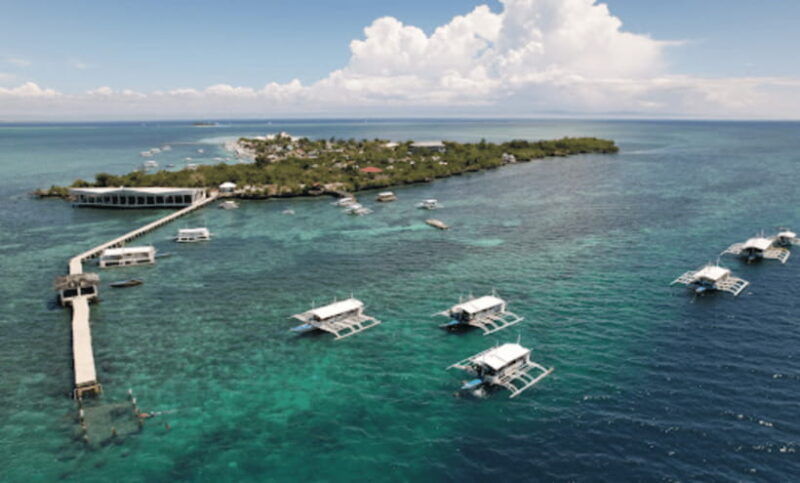 3-islands-hopping-at-gilutungan-caohagan-nalusuan-lunch
