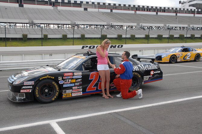 3-lap-stock-car-ride-along-at-pocono-raceway-2
