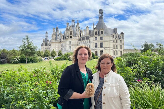 3-loire-valley-castles-and-wine-tasting-private-guided-tour