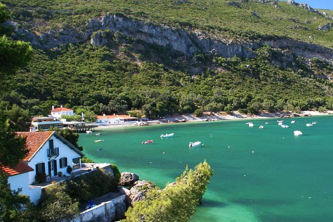 3-night-private-tour-of-lisbon-sintra-cascais-estoril-sesimbra-and-arrabida