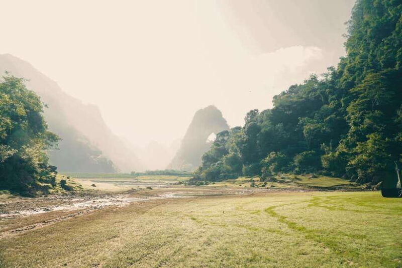 3-nights-2-days-trip-ban-gioc-waterfall-angel-eye-mountain