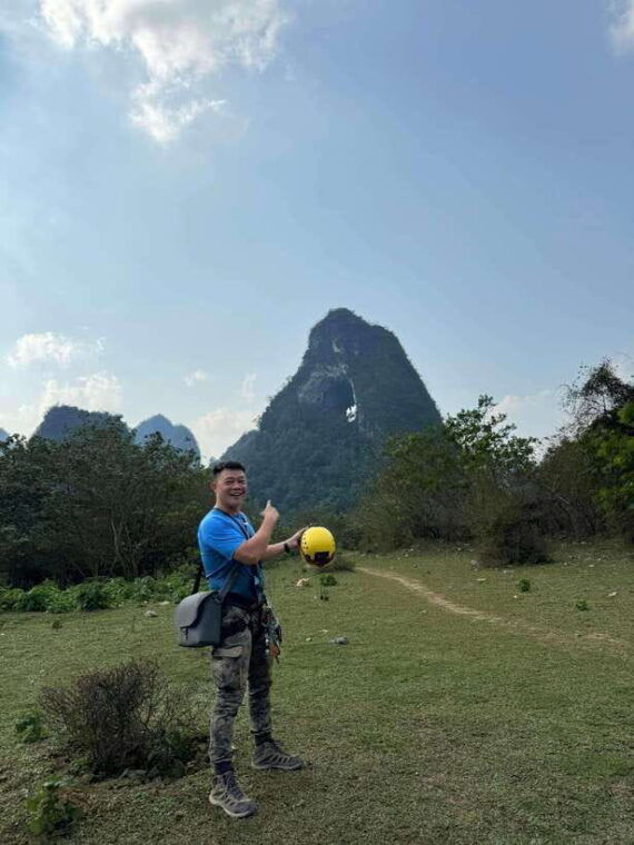 3-nights-2-days-trip-ban-gioc-waterfall-angel-eye-mountain