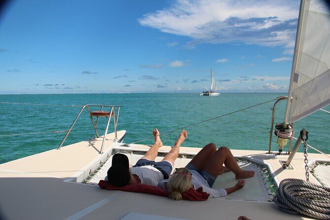 3 North Islands Catamaran Cruise with Lunch & Drinks on island. - The Detailed Experience: What to Expect