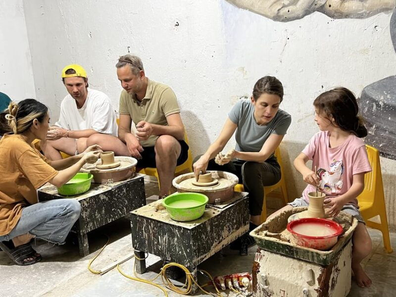 3-traditional-handicraft-village-in-1-tour