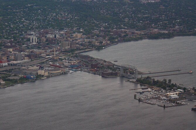 30-mile-north-shore-helicopter-tour