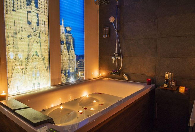 30-min-couple-massage-and-30-min-floral-bath-at-thai-spa-massage-2