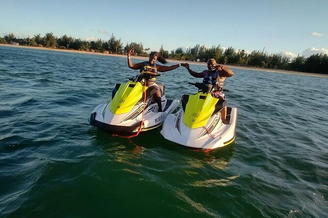 30-minute-jet-ski-ride-along-isla-verde-beach