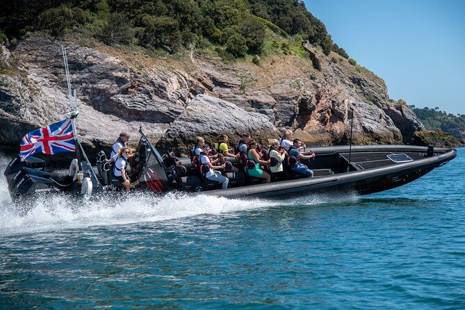 30-minute-raptor-rib-ride-activity-in-torquay