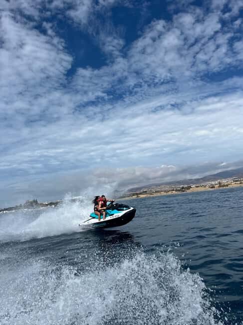 30 minutes tour with 2 jetskis in Maspalomas - FAQ