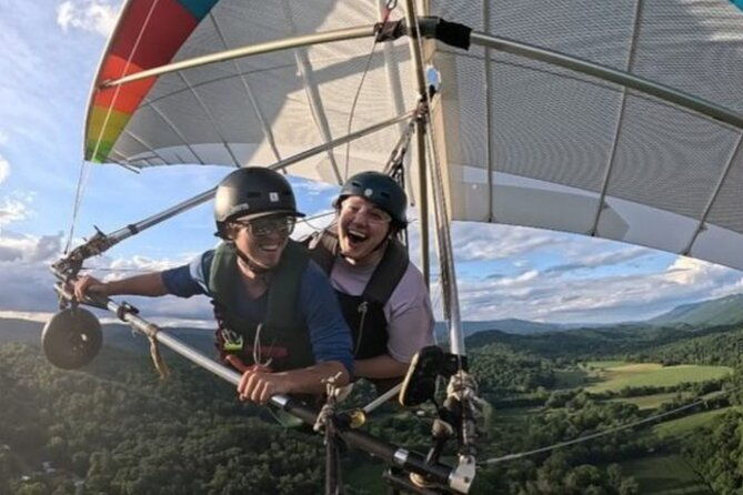 3000-discover-hang-gliding-tandem-flight-with-a-instructor