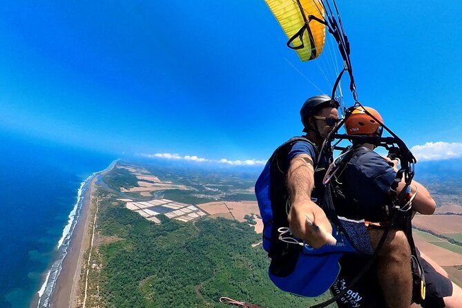 3000-ft-private-paragliding-experience-in-costa-rica