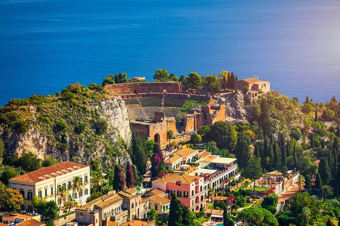 35-min-taormina-and-etna-private-helicopter-tour-from-fiumefreddo