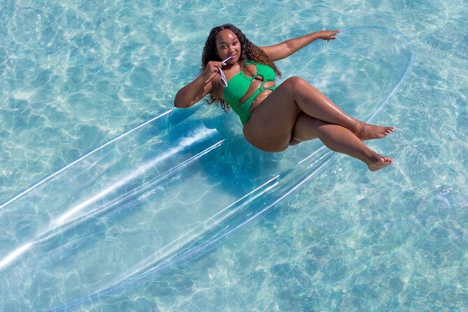 35-minutes-clear-kayak-photoshoot-in-montego-bay