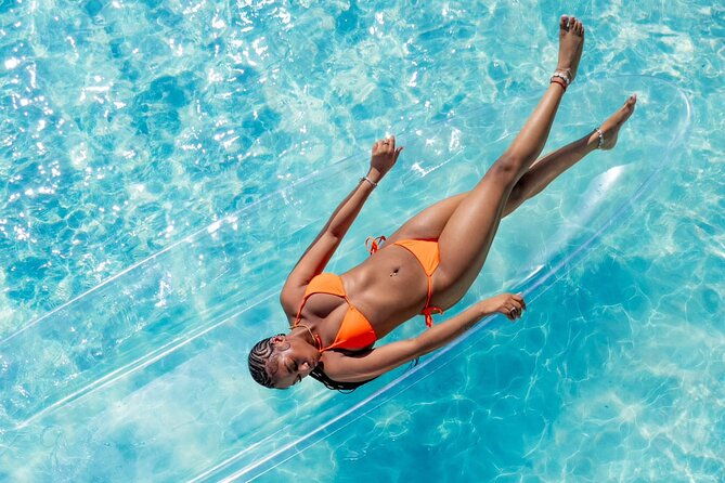 35-minutes-clear-kayak-photoshoot-in-montego-bay