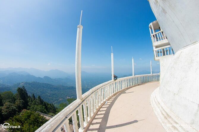 360° mountain Ambuluwawa by Tuk Tuk Kandy Half Day Private tour - FAQ