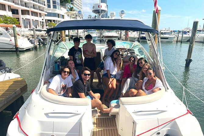 37ft-private-captained-yacht-rental-up-to-13-happy-guests