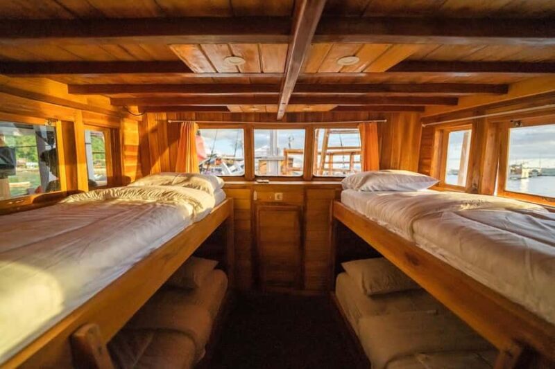 3D2N Budget Komodo Liveaboard with Shared Cabin - Key Points