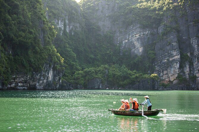 3D2N Halong Bay Ba Ham Tien Ong Private Cruise - Who’s This Tour For?