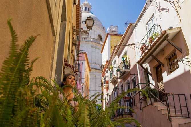 3h-lisbon-and-its-flavors-tuk-tuk-tour