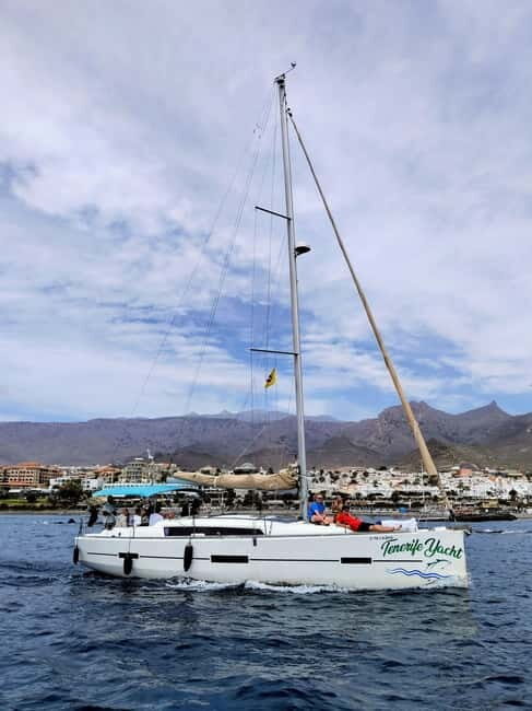 3h Whale Watching Private Tour Costa Adeje Lina7 Mizendoha - The Experience on the Water