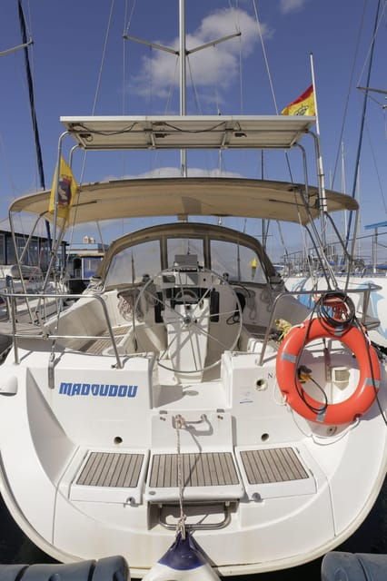 3h-whale-watching-share-tour-beneteau-oceanis-440