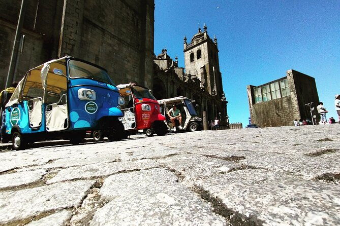 3h30-tour-in-porto-by-tuk-tuk