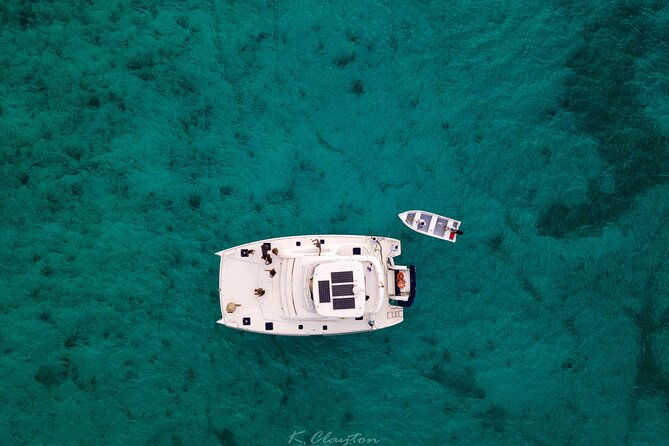 3hr-classic-yacht-experience-montego-bay