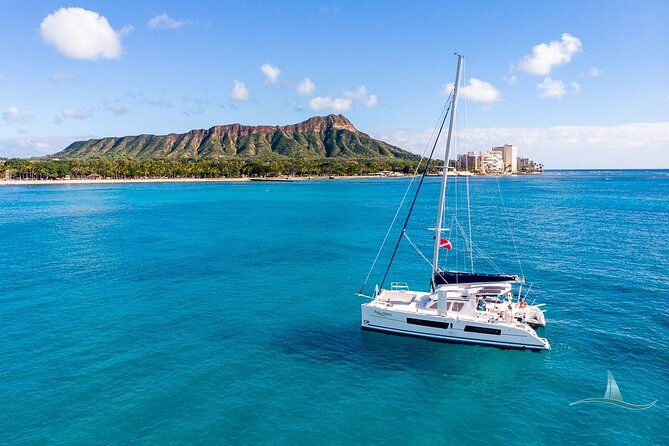 3hr-luxury-private-sailing-catamaran-in-waikiki-for-1-to-6-people