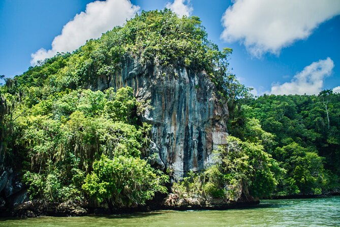 3in1-los-haitises-national-park-yanigua-waterfall-montana-redonda