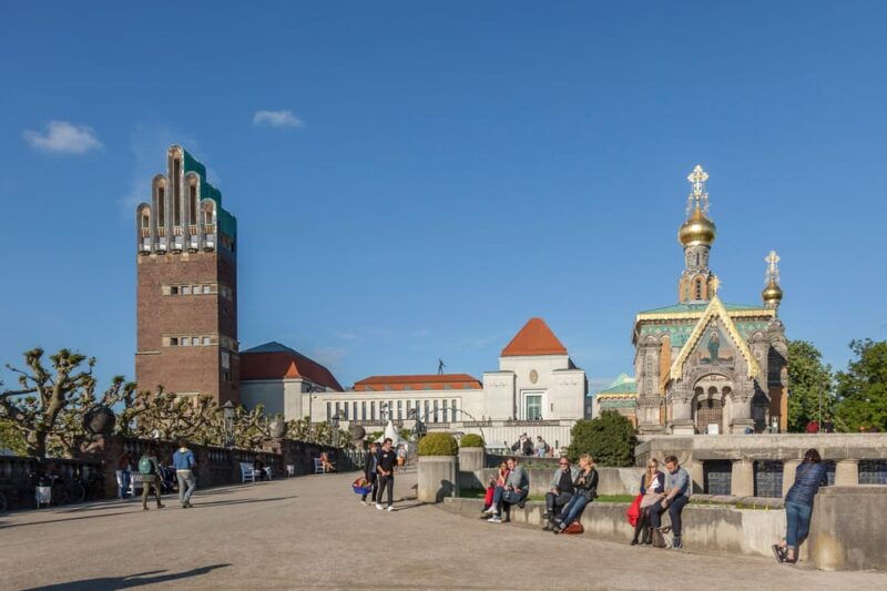 4-3-2-1-darmstadt-guided-tour-of-the-exhibition-building-mathildenhohe