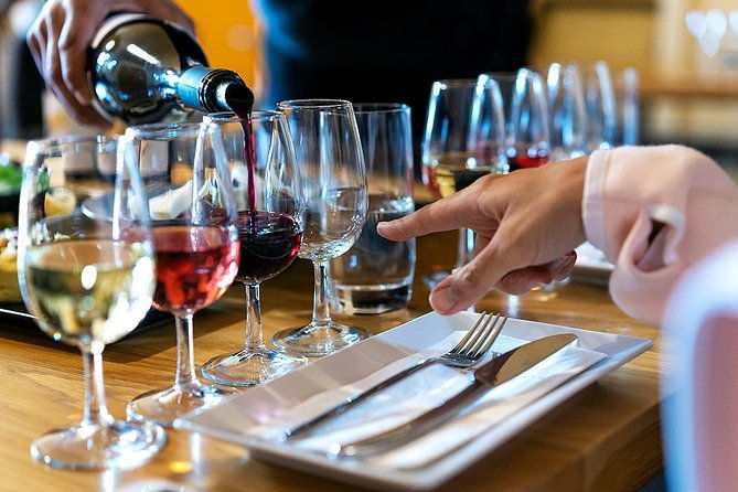 4-5-hours-through-the-grapevine-semi-private-wine-tour