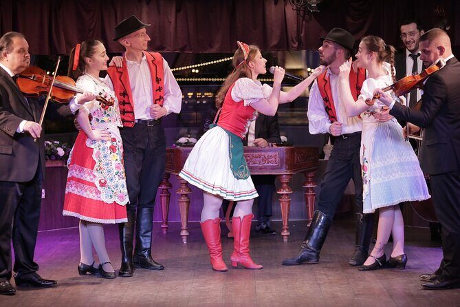 4 course Dinner Cruise with Operetta and Folk Show - Frequently Asked Questions