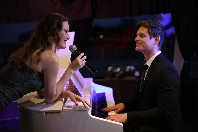 4-course-dinner-cruise-with-piano-show