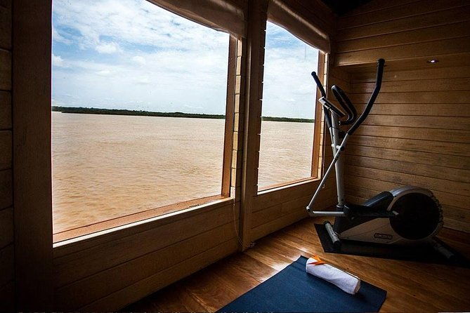4-day-amazon-river-luxury-cruise-from-iquitos-on-the-delfin-ii